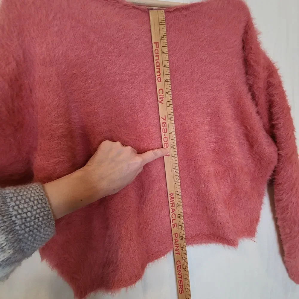 Pilcro Anthropologie Womens Fuzzy Cropped Eyelash Sweater Size Large Pink‎ Boho